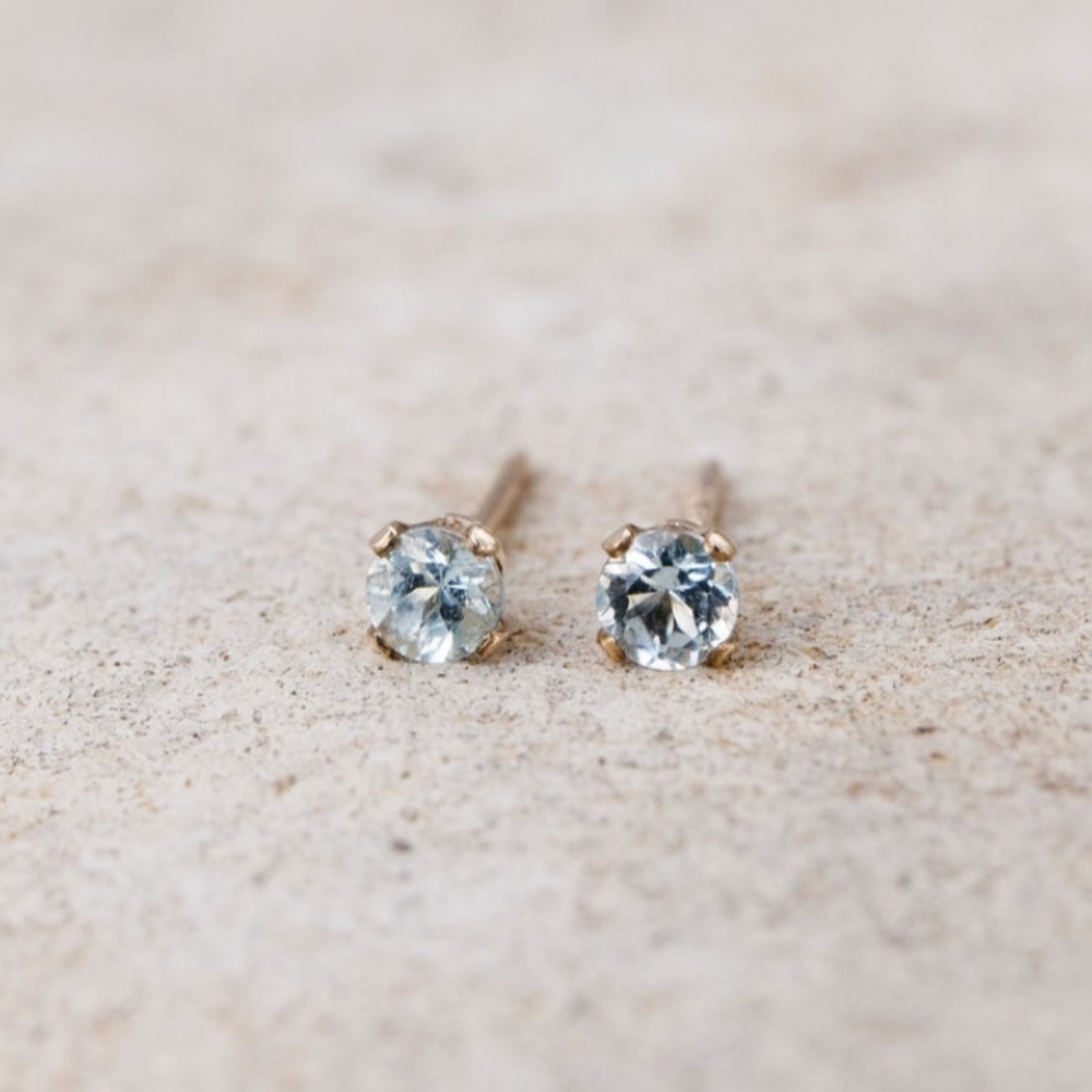 Tiny Aquamarine Stud Earrings 3mm Goldfill…